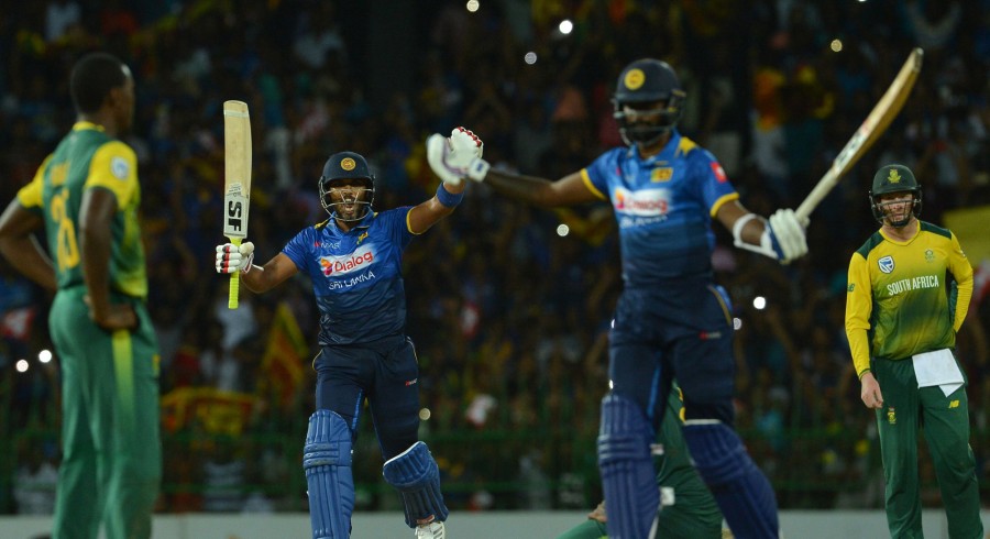 Sri Lanka edge out South Africa by 3 wickets in one-off T20I